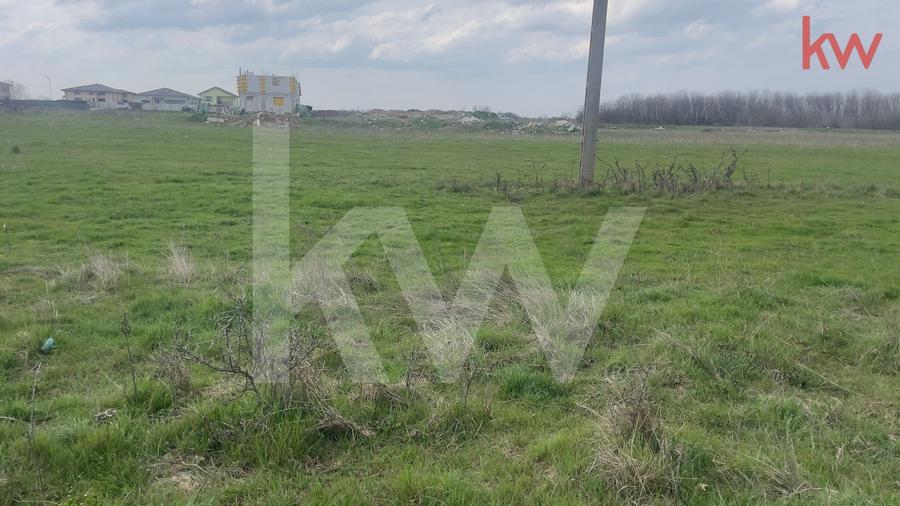 Teren Construcții intravilan de 1000 mp, în Cârcea