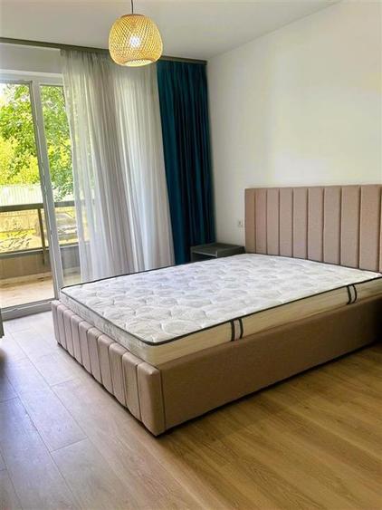 Apartament cu 3 camere decomandat, mobilat în Răcădău