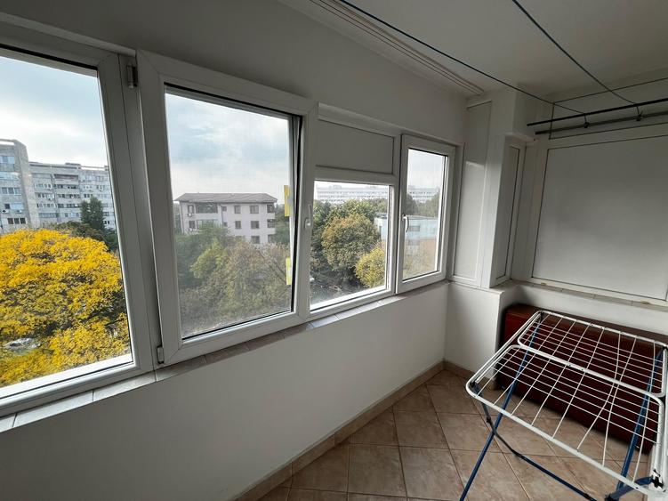 Apartament cu 2 camere decomandat în P-ța Gorjului