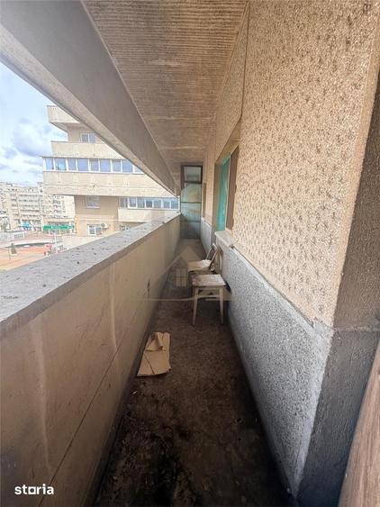 Apartament cu 3 camere în Centru Civic