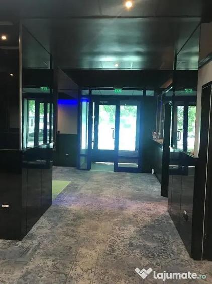 Spațiu comercial, de 180 mp, în Ștefan cel Mare