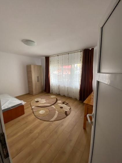 Garsonieră decomandată în Găvana