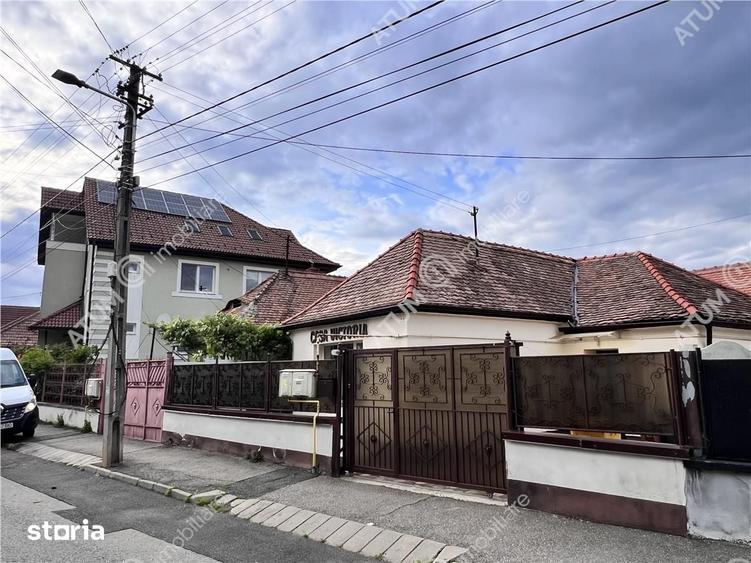 Casă cu 4 camere cu Teren 395 Mp în Trei Stejari