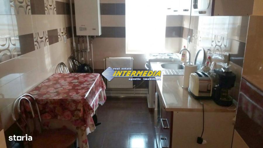 Apartament cu 2 camere Cetate-Bulevard etaj intermediar mobilat si uti - 1