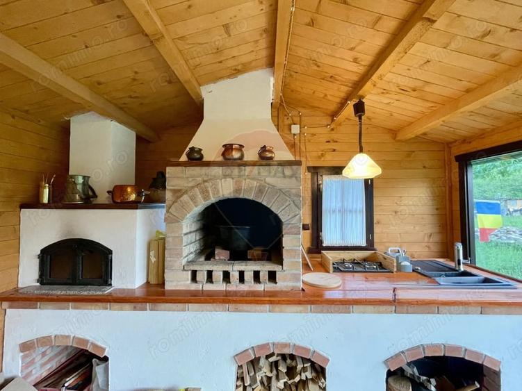 Teren de 986 mp, în Cosmina de Sus