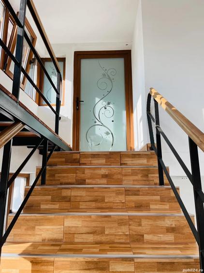 Casă cu 6 camere cu Teren 480 Mp în Școlilor