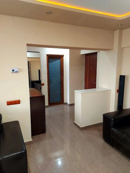 Apartament cu 2 camere decomandat în Barieră