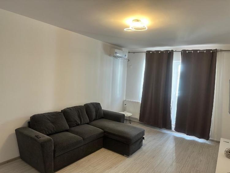 Apartament cu 2 camere decomandat în Berceni