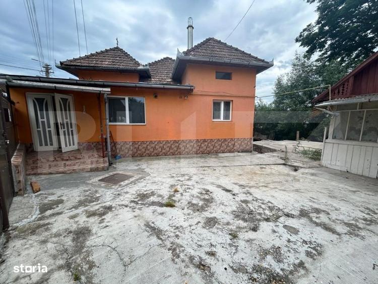 Casă cu 3 camere în Central