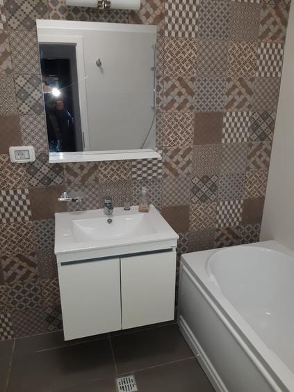 Garsonieră decomandată, mobilată în Complex Studențesc