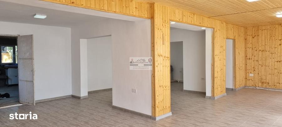 Casă cu 3 camere cu Teren 687 Mp în Central