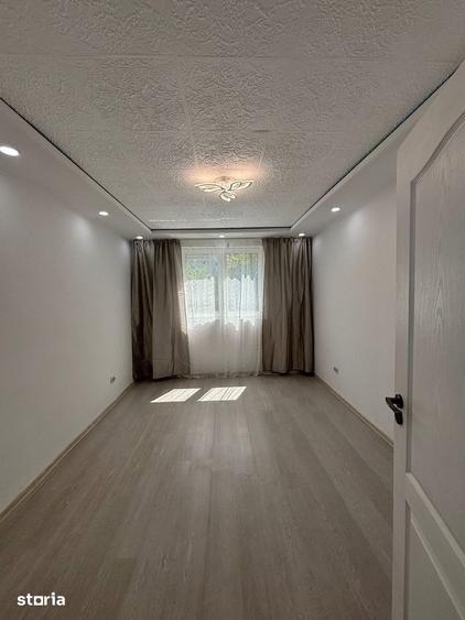 De vanzare garsoniera renovata, etajul 1, Pret : 19.500 euro - 5