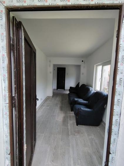 Vanzare casa LEU cu 2000mp teren - 1
