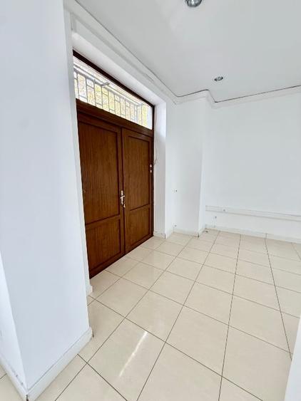 Spațiu comercial, de 35 mp, în Arcul de Triumf