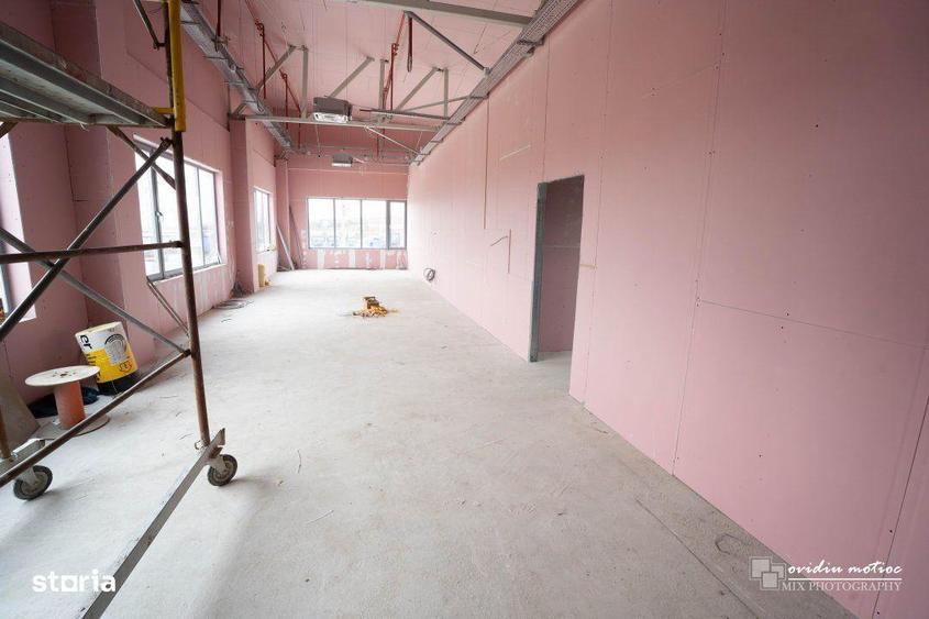 Spațiu comercial, de 3,218 mp, în Gilău
