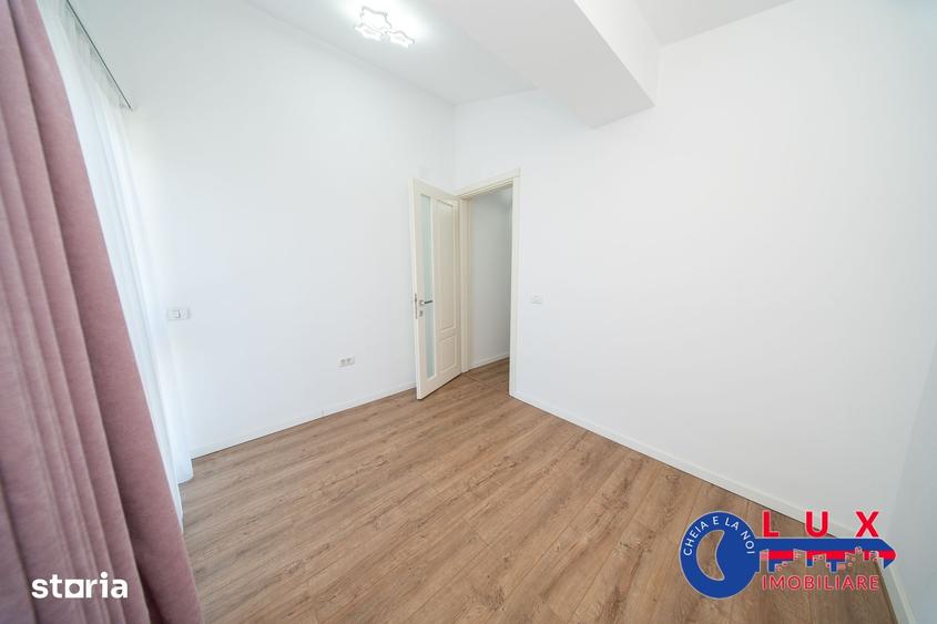 Casă cu 4 camere cu Teren 366 Mp în Babadag