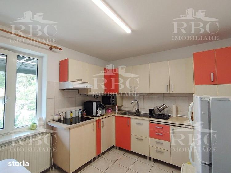 Apartament cu 4 camere în Central