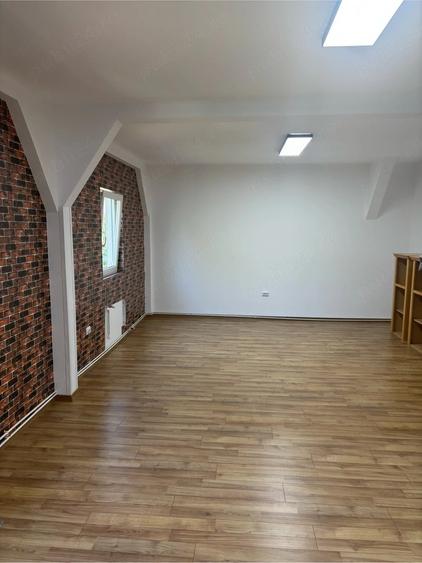Spațiu comercial, de 62 mp, în Șelimbăr