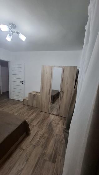 INCHIRIEZ apartament 2 camere ULTRACENTRAL - 1