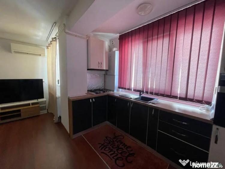 Apartament cu 2 camere semidecomandat în 1 Mai