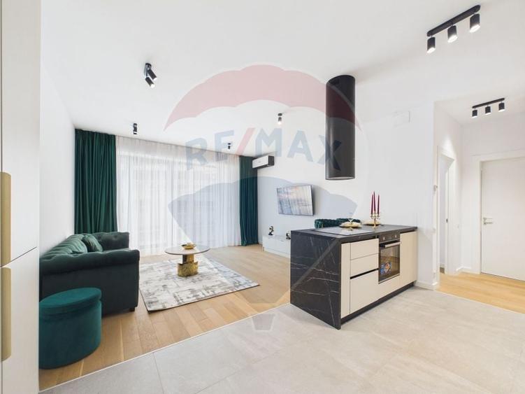Apartament cu 2 camere semidecomandat, mobilat în Timpuri Noi