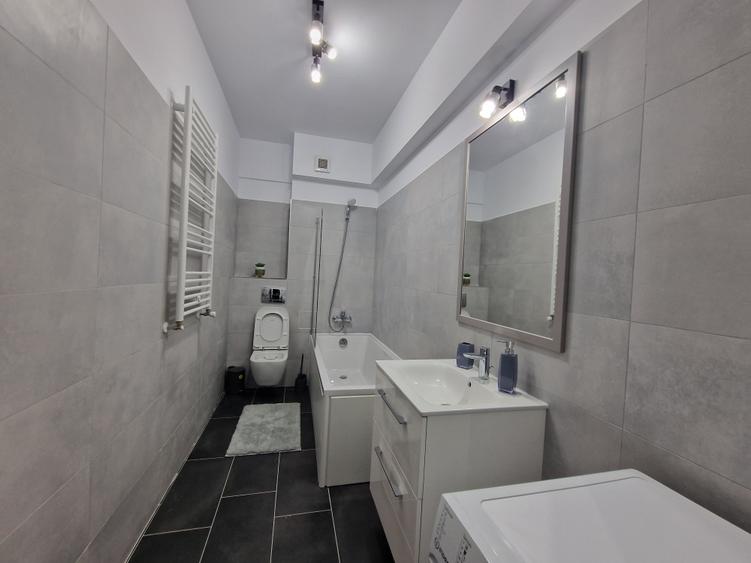 Garsonieră decomandată în Podu Roș