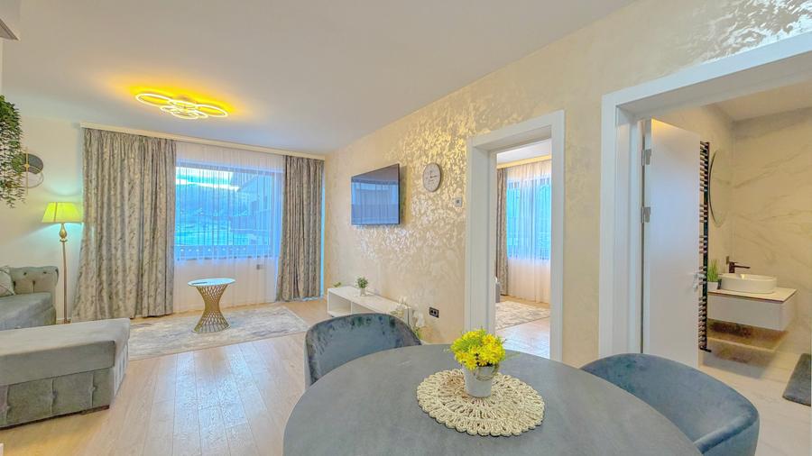Apartament cu 2 camere nedecomandat, mobilat în Poiana Brașov