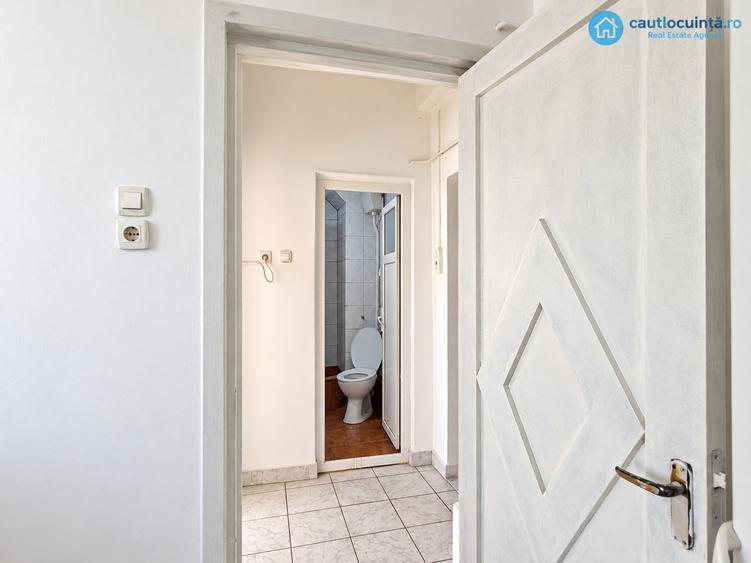 Apartament cu 3 camere decomandat în Unirii