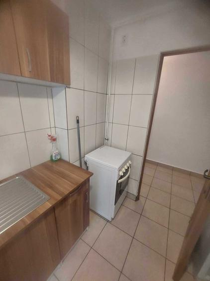 Apartament cu 2 camere decomandat în Semicentral