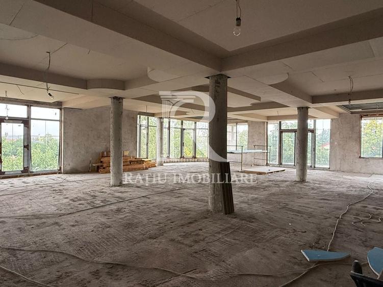 Casă individuală cu 4 camere cu Canalizare în Centura
