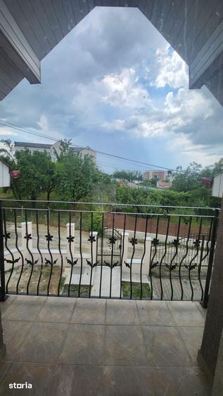 Casă cu 4 camere cu Teren 300 Mp în Dâmbul Rotund