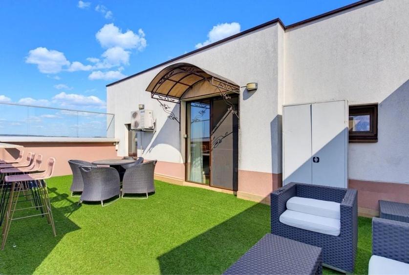 Apartament cu 3 camere decomandat în Tătărași