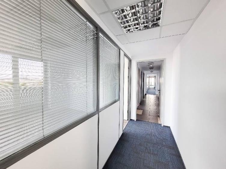 Birou, de 200 mp, în Unirii