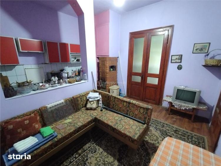 Apartament cu 2 camere decomandat, mobilat în Central