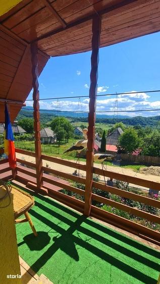 Casă cu 4 camere în Slămnești