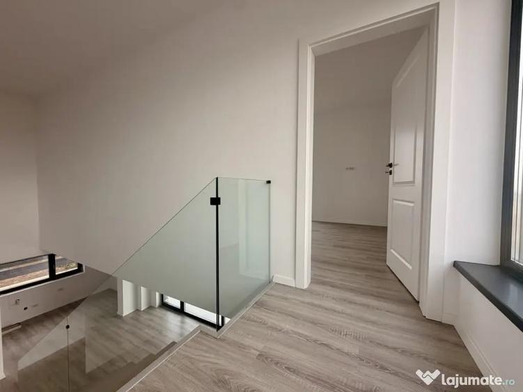 Casă cu 4 camere cu Teren 610 Mp în Giarmata