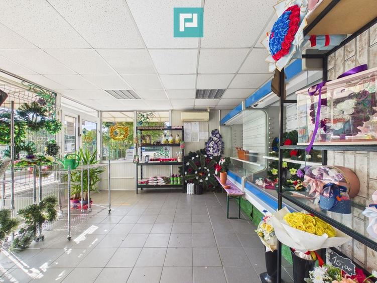 Spațiu comercial, de 32 mp, în Grădiște