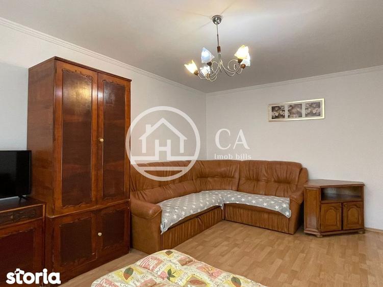 Apartament cu 3 camere decomandat în Decebal