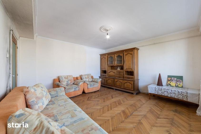 Apartament cu 3 camere în Negru Vodă