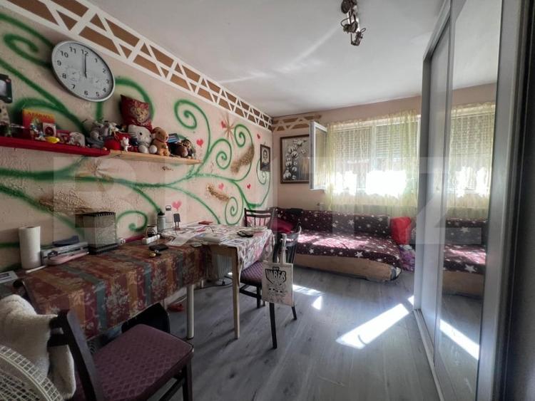 Garsonieră decomandată, mobilată în Rogerius