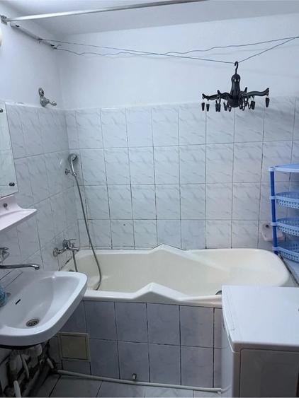 Apartament cu 2 camere decomandat în Rahova