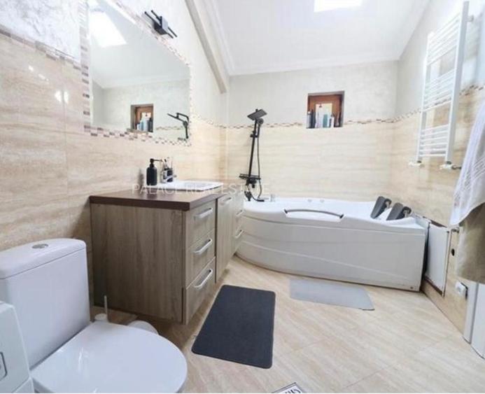Apartament cu 3 camere decomandat în Aleea Tudor Neculai