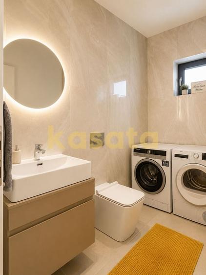 Duplex cu 6 camere cu Canalizare în Nord