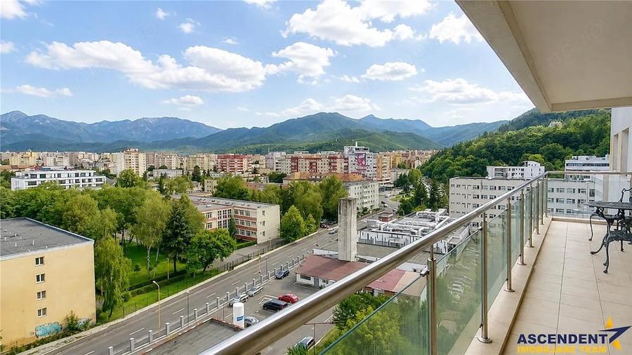Apartament cu 3 camere decomandat în Centrul Civic