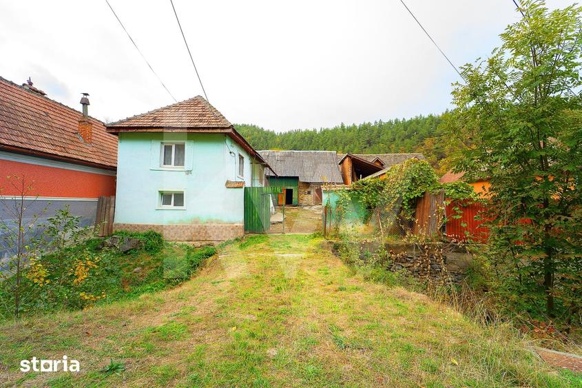 Casă cu 2 camere cu Teren 405 Mp în Central