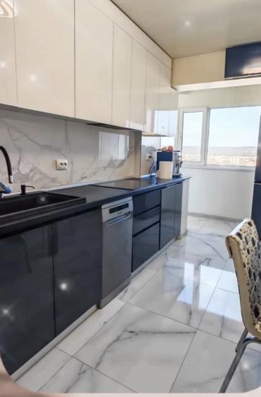 Apartament cu 3 camere decomandat în Ultracentral