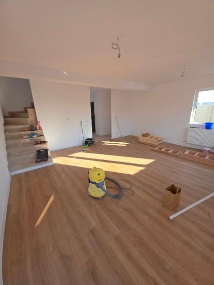 Casă individuală cu 4 camere cu Teren 350 Mp în Nord-Est