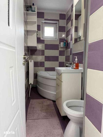 Apartament cu 2 camere în Micro 6