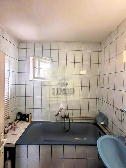 Casă cu 3 camere cu Teren 506 Mp în Rășinari