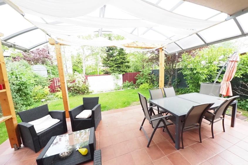 Duplex cu 6 camere cu Canalizare în Central